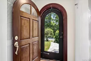 1187 Post Rd, Scarsdale, NY 10583 - Photo 2