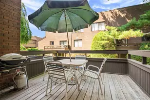 60 Pheasant Run, Roslyn, NY 11576 - Photo 10