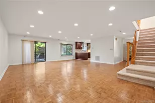 60 Pheasant Run, Roslyn, NY 11576 - Photo 8