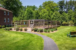 185 Bryant Ave, White Plains, NY 10605 - Photo 22