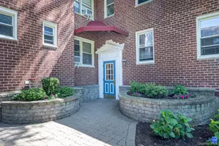 185 Bryant Ave, White Plains, NY 10605 - Photo 4