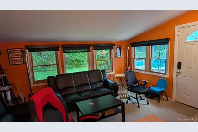 7 Oaktree Lane, Huntington Station, NY 11746 - Photo 6