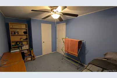 7 Oaktree Lane, Huntington Station, NY 11746 - Photo 14