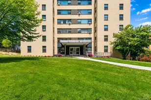 6 Fordham Hill Oval, Bronx, NY 10468 - Photo 2