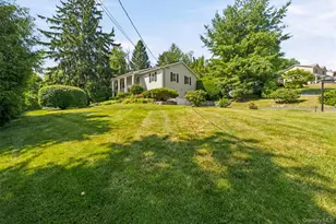 431 Bonnie Ct, Yorktown Heights, NY 10598 - Photo 4