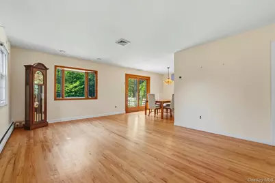 431 Bonnie Court, Yorktown Heights, NY 10598 - Photo 8