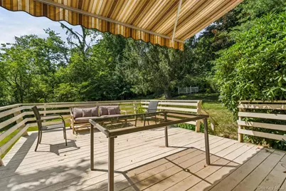 431 Bonnie Court, Yorktown Heights, NY 10598 - Photo 10