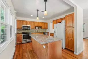 431 Bonnie Ct, Yorktown Heights, NY 10598 - Photo 12