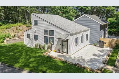 356 Oakleigh Avenue #38, Calverton, NY 11933 - Photo 2