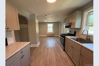 610 Tower Avenue, Maybrook, NY 12543 - Photo 4