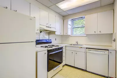 53-21 194th Street, Fresh Meadows, NY 11365 - Photo 10
