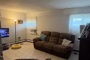 44 Mallard Rd, Levittown, NY 11756 - Photo 6