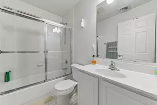 1120 Willow Ln, Valley Stream, NY 11580 - Photo 12