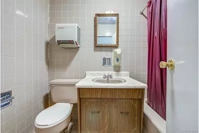 4807 Fort Hamilton Parkway, Brooklyn, NY 11219 - Photo 32