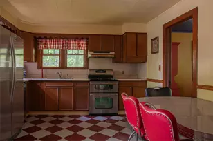 328 Lake View Dr Rd, Highland Lake, NY 12743 - Photo 8