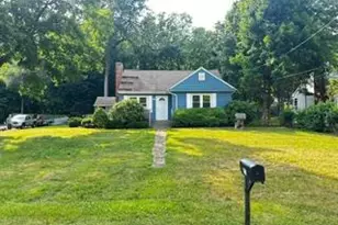 13 Stanley St, Poughkeepsie, NY 12603 - Photo 2