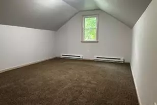13 Stanley St, Poughkeepsie, NY 12603 - Photo 16