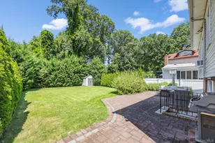 196-11 McLaughlin Ave, Hollis, NY 11423 - Photo 4