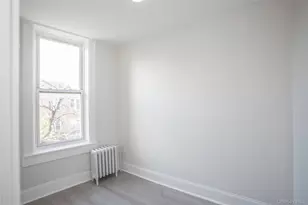 67-17 Myrtle Ave, Glendale, NY 11385 - Photo 16