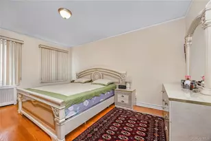 173-16 Jewel Ave, Fresh Meadows, NY 11365 - Photo 12