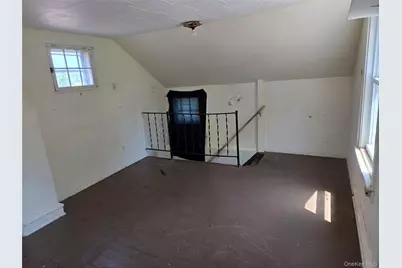 149 South Avenue, Poughkeepsie, NY 12601 - Photo 12