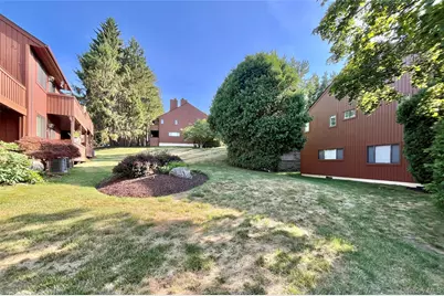 212 Falcon Court, Poughkeepsie, NY 12603 - Photo 42