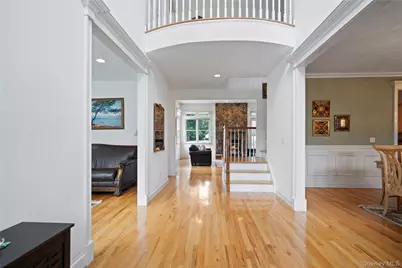 90 Meadow Glen Road, Northport, NY 11768 - Photo 6