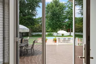 90 Meadow Glen Rd, Northport, NY 11768 - Photo 24