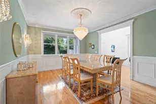 90 Meadow Glen Rd, Northport, NY 11768 - Photo 10
