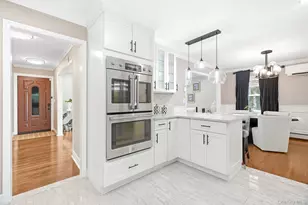 95 Vernon Ave, Yonkers, NY 10704 - Photo 10