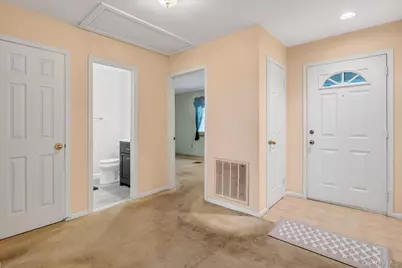 7 Daria Drive, Oakdale, NY 11769 - Photo 2