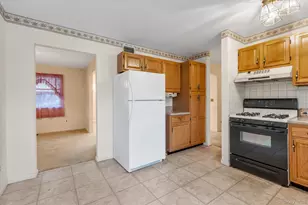 7 Daria Dr, Oakdale, NY 11769 - Photo 4