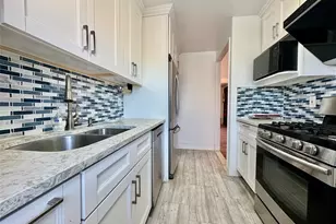 132-26 Avery Ave, Flushing, NY 11355 - Photo 8