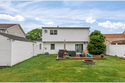 149 Coach Lane, Levittown, NY 11756 - Photo 18