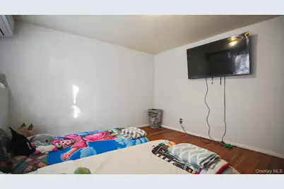 738 Pelhamdale Avenue, New Rochelle, NY 10801 - Photo 16
