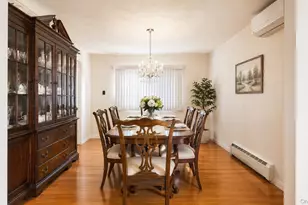 738 Pelhamdale Ave, New Rochelle, NY 10801 - Photo 6
