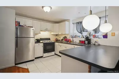 738 Pelhamdale Avenue, New Rochelle, NY 10801 - Photo 20
