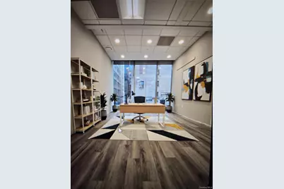 50 W 47th Street #10U, New York, NY 10036 - Photo 1