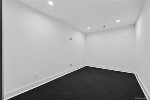 63 Three Ponds Ln W, Woodbury, NY 11797 - Photo 26