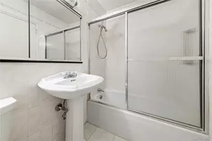 70-31 108th St, Forest Hills, NY 11375 - Photo 6