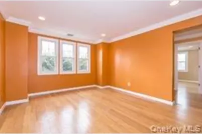 79 Onderdonk Avenue #1, Manhasset, NY 11030 - Photo 6