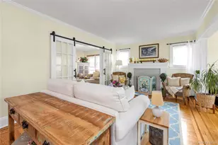 22 Spencer Ave, Lynbrook, NY 11563 - Photo 4