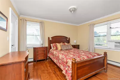 22 Spencer Avenue, Lynbrook, NY 11563 - Photo 14