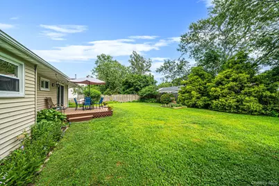 22 Jane Street, Selden, NY 11784 - Photo 26