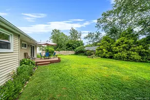 22 Jane St, Selden, NY 11784 - Photo 26