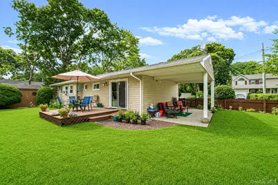 22 Jane Street, Selden, NY 11784 - Photo 20