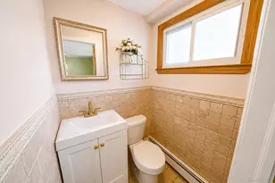108 Keswick Dr, East Islip, NY 11730 - Photo 6