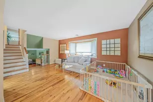 108 Keswick Dr, East Islip, NY 11730 - Photo 8
