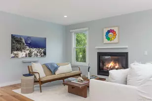 155 Bridge St, Greenport, NY 11944 - Photo 10
