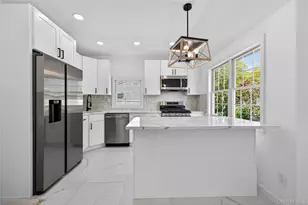 23 Champlain St, Port Jefferson, NY 11776 - Photo 14